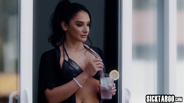 Sheena Ryder Caucasian Big Tits Swedish Busty Hot Pornstar Sex Porn
