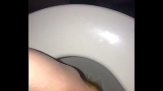 Luda Cup Hot Pee Piss In Pussy Pussy Wetpussy Biglips Sex Wet