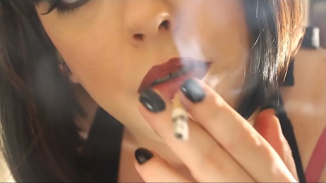 Tina Snua Cork Cigarette Bbw Fetish Smoke Games Mistress Cigarette