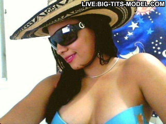 Tenderslut00 Cuban Latina Teen Brown Eyes In Free Chat Whore