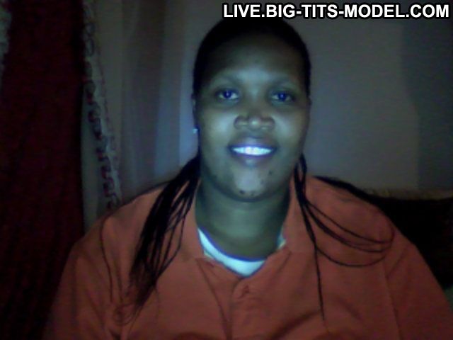 Freakyncutey South African Milf Ebony Bisexual Model Curvy